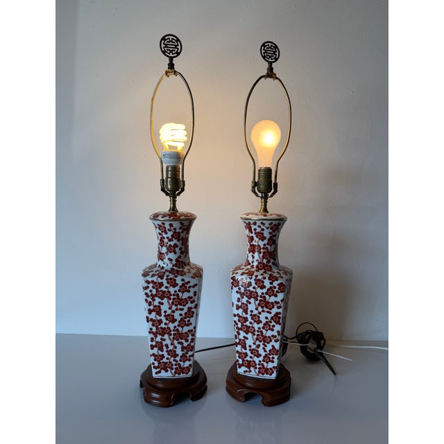 Metal 1960s Vintage Chinese Hand-Painted Porcelain Table Lamps With Red Floral Motifs – Pair For Sale - Image 7 of 12
