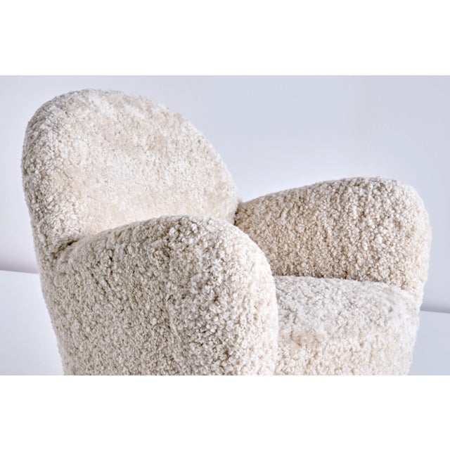 Beige Set of Danish Sheepskin & Beech Armchairs by Thorald Madsen, 1930s For Sale - Image 8 of 16