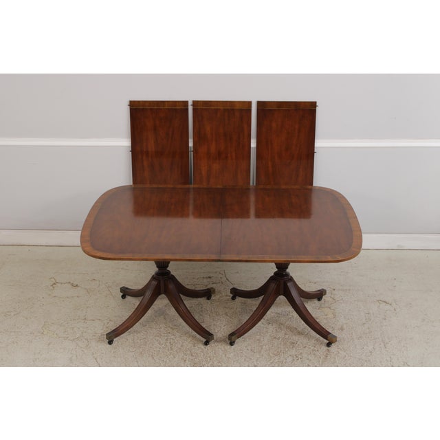 Age: C.1950s Details: Fine Carved Details Duncan Phyfe Pedestals Fine Carved Details High Quality Construction Nice Inlay...