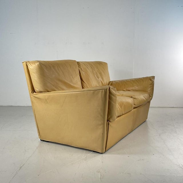 Lovely Italian leather 2 seater sofa purchased on our recent buying trip to Italy. Very comfortable Approximate...