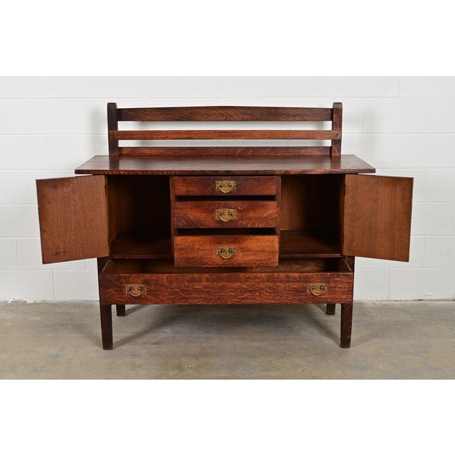 Early 20th Century Gustav Stickley Antique Mission Oak Arts & Crafts Strap Hinge Sideboard, Circa 1910 For Sale - Image 5 of 16