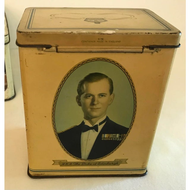 Mid 20th Century Vintage English Tins - Set of 3 For Sale - Image 5 of 13