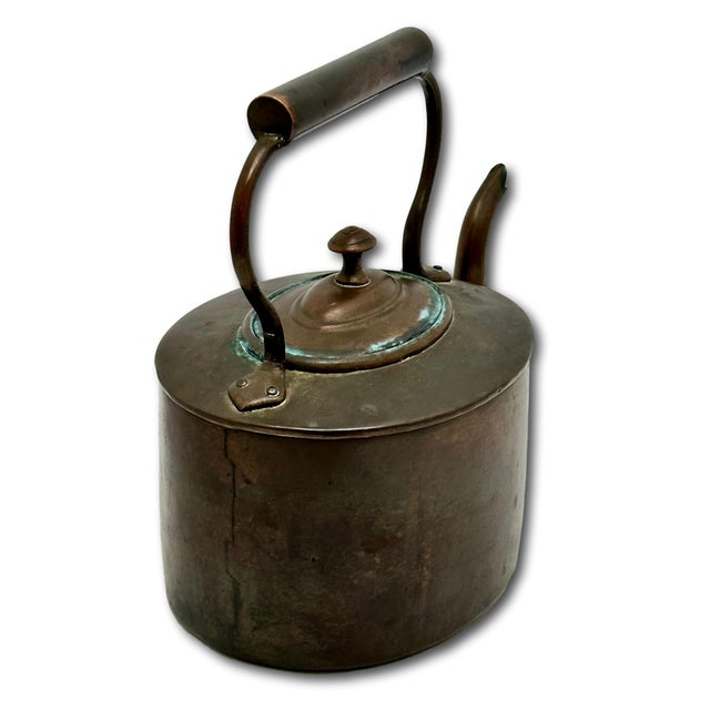 Excellent Smaller Size Antique Classic American Style Hand Wrought Solid Copper Tea Kettle - Circa Early 19th Century For Sale In Boston - Image 6 of 18