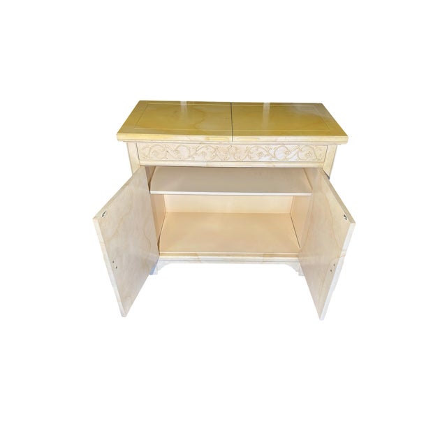 Cream Vintage 1970s Henredon Hollywood Regency Faux Goatskin Flip-Top Bar Cabinet For Sale - Image 8 of 12