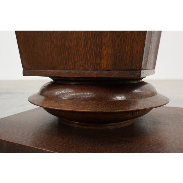 Art Deco Geometric Square Oak Planters, France, 1930s, Set of 2 For Sale - Image 10 of 11