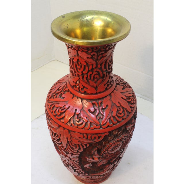 1980s Floral Cinnabar-Style MCM Asian Revival Style Molded Baluster Vase For Sale - Image 15 of 18