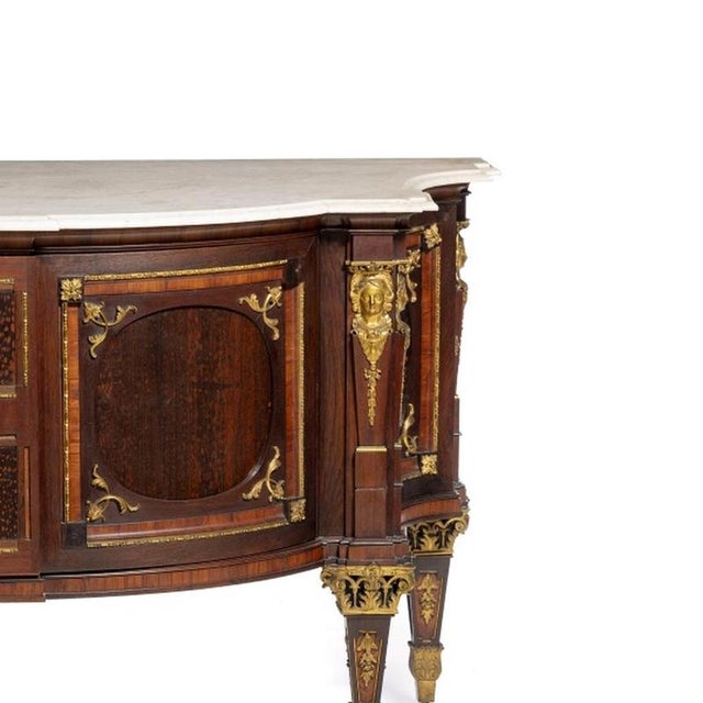 Large Chest of Drawers in Wood, 18th Century For Sale - Image 4 of 6