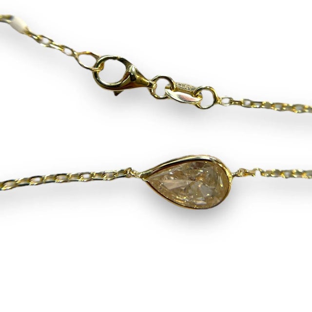 14k Yellow Gold 1.03ct Pear Natural Diamond Bezeled Necklace For Sale - Image 4 of 6