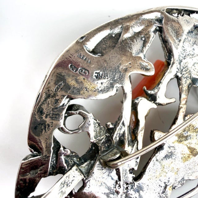 Mid 20th Century Israeli Sterling Silver and Coral Brutalist Brooch/Pendant For Sale - Image 5 of 5