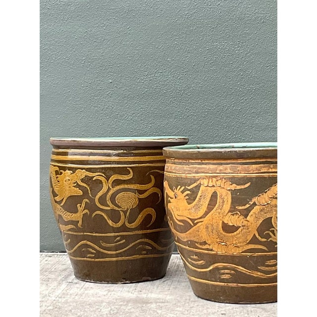 Mid 20th Century Vintage Chinese Dragon Motif Ceramic Planters - Pair For Sale - Image 5 of 12