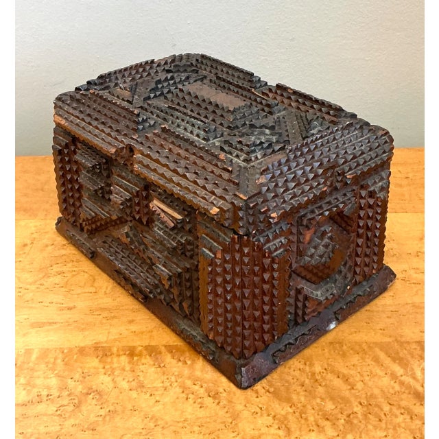 Early 20th Century Vintage Tramp Art Wood Box For Sale - Image 5 of 12
