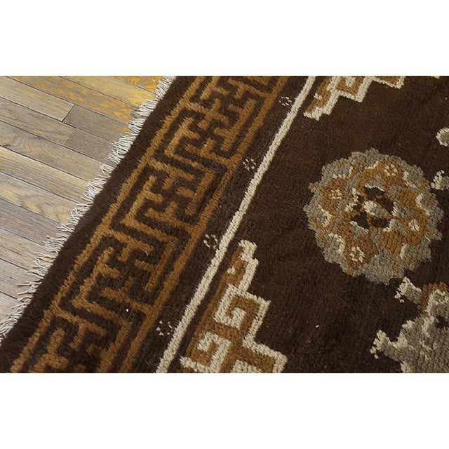 1900s Brown Medallion Antique Chinese Mongolian Rug 5' 9''x7' 10'' Handknotted Wool Carpet For Sale In New York - Image 6 of 7