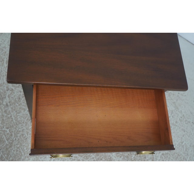 1980s Kittinger Colonial Williamsburg Walnut 1 Drawer Table For Sale - Image 5 of 18