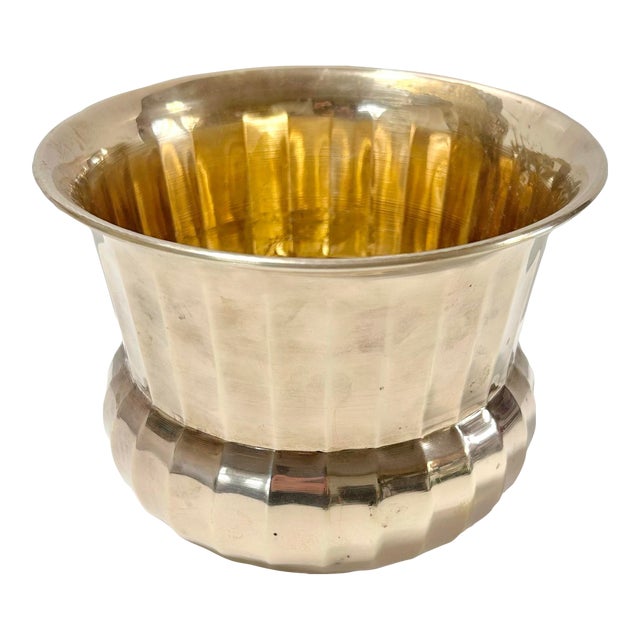 Vintage Brass Cachepot Planter – Fluted Ribbed Bowl, Hollywood Regency Style Decor For Sale