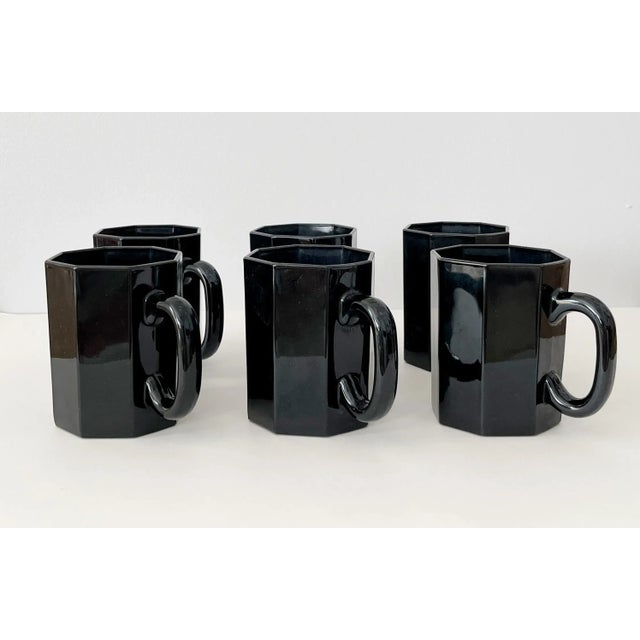 Vintage 1980s Arcoroc France postmodern Black Octime Octagon glass cups - set of 6. Beautiful lines, excellent condition....