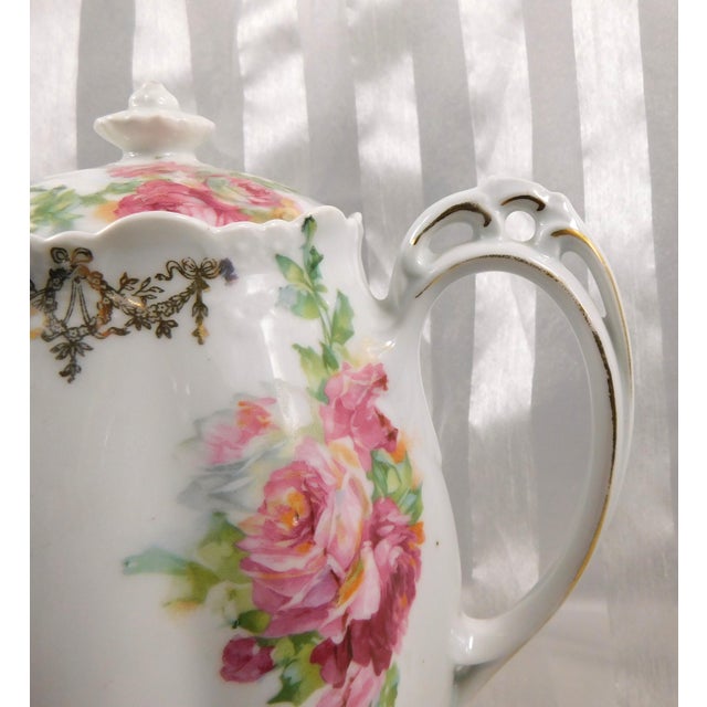 Heinrich & Co. 1950s Heinrich & Co. Teapot of Chocolate Pot With Pink Roses For Sale - Image 4 of 8