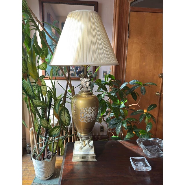 Hollywood Regency 1950s Hollywood Regency Style Table Lamp For Sale - Image 3 of 12