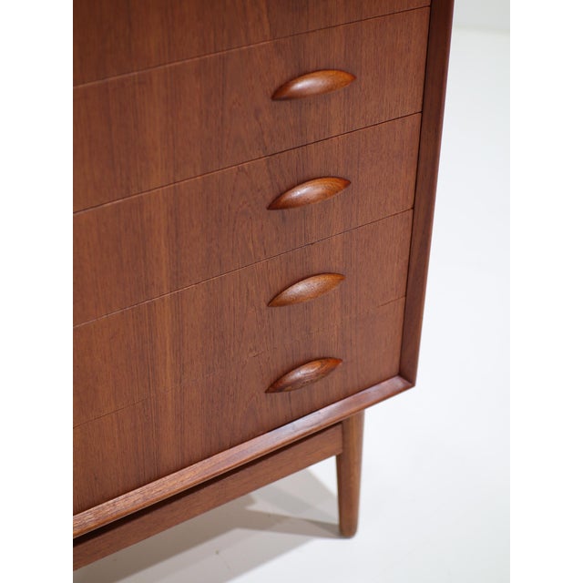 Model 314 Chest of Drawers in Teak by Johannes Sorth for Nexo Møbelfabrik, Denmark, 1960s For Sale - Image 9 of 16