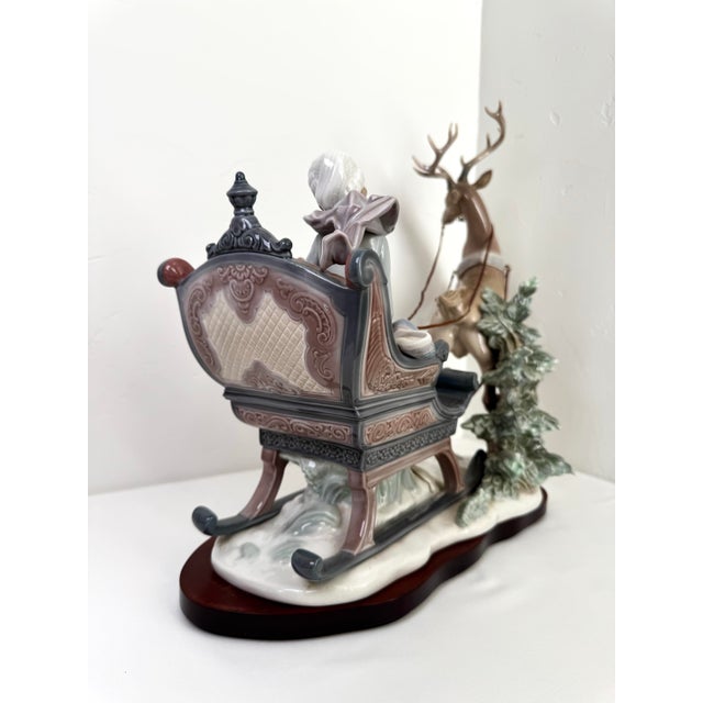 Lladró “Winter Wonderland” #1429 – Rare Christmas Reindeer & Sleigh Figurine For Sale - Image 9 of 12