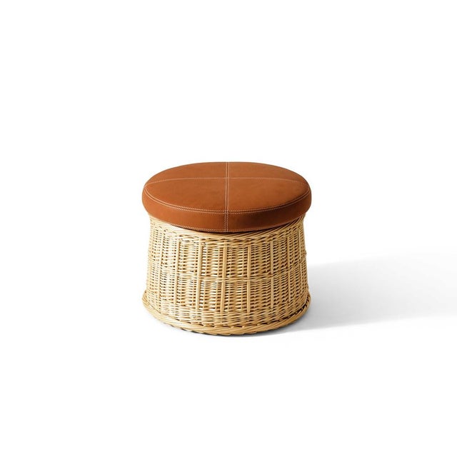 Not Yet Made - Made To Order Hotte Rattan and Leather Pouf by Philippe Starck for Cassina For Sale - Image 5 of 9