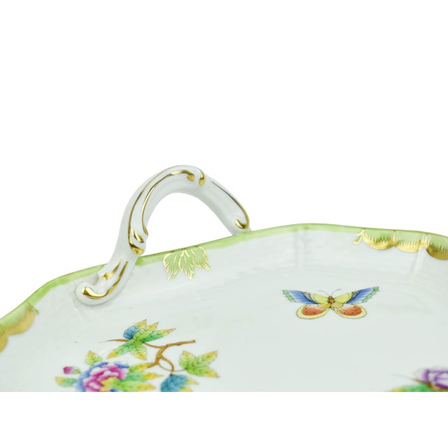 Hand Painted Herend Green Boarder Queen Victoria Pattern Tray With Handles Hungary For Sale - Image 6 of 8