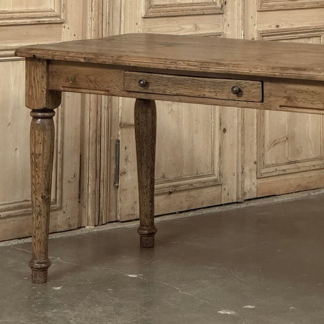 Antique English Rustic Pine Farm Table ~ Dining Table With Drawer For Sale - Image 10 of 18