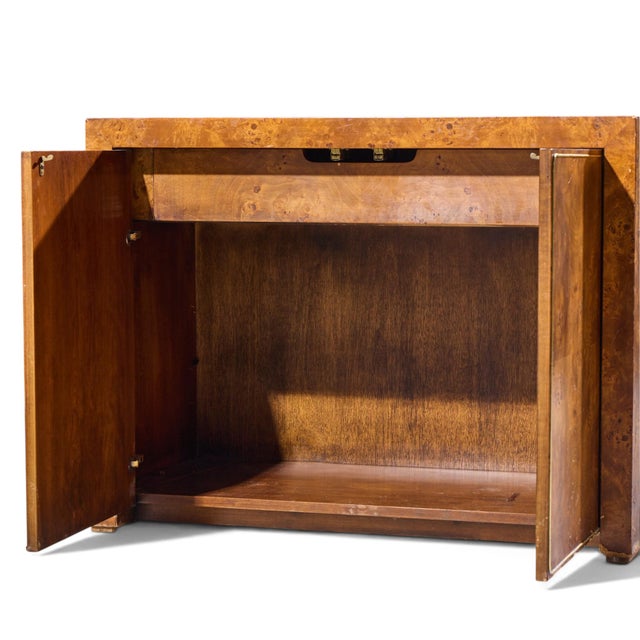 Milo Baughman Style Mid Century Burlwood and Brass Credenza With Hutch For Sale - Image 9 of 11