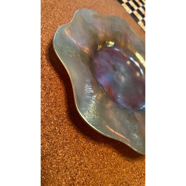 Early 20th Century Louis Comfort Tiffany Gold Iridescent Favrille Ruffled Edge Finger Bowl and Under Plate For Sale - Image 11 of 12
