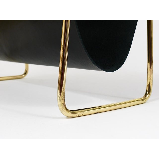 Mid-Century Magazine Rack in Brass and Black Leather by Carl Auböck, 1950s For Sale - Image 17 of 18