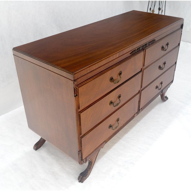 Henredon Duncan Phyve Mahogany 6 Drawers Splayed Carved Legs 6 Drawers Dresser MINT For Sale - Image 4 of 15