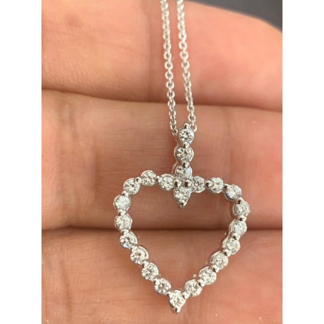 Contemporary 1 Carat Diamond Heart Pendant/ Necklace 14 Karat White Gold with Chain For Sale - Image 3 of 18