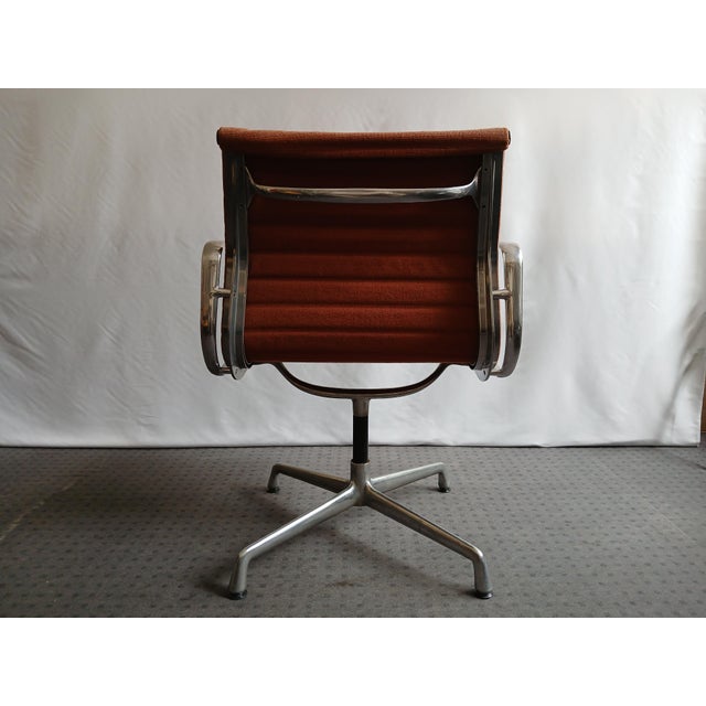 1960s EA 108 Swivel Chairs by Charles & Ray Eames for ICF De Padova, 1960s, Set of 2 For Sale - Image 5 of 18
