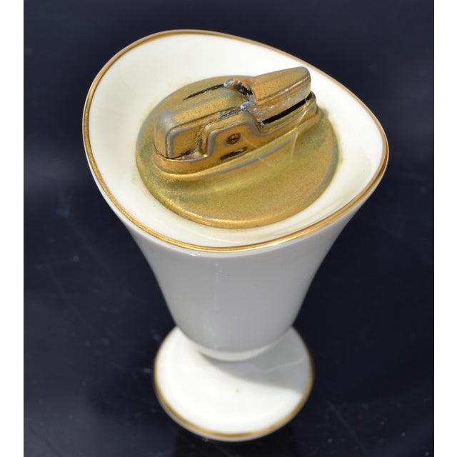 1960s Set of 4 Lenox Cream Ceramic Lighter Cigarette Holder Two Ashtrays Gold Trim For Sale In Miami - Image 6 of 14