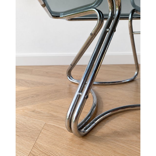 Vintage Bauhaus Space Age Coffee Table in Smoked Glass and Chrome, 1970s For Sale - Image 6 of 9