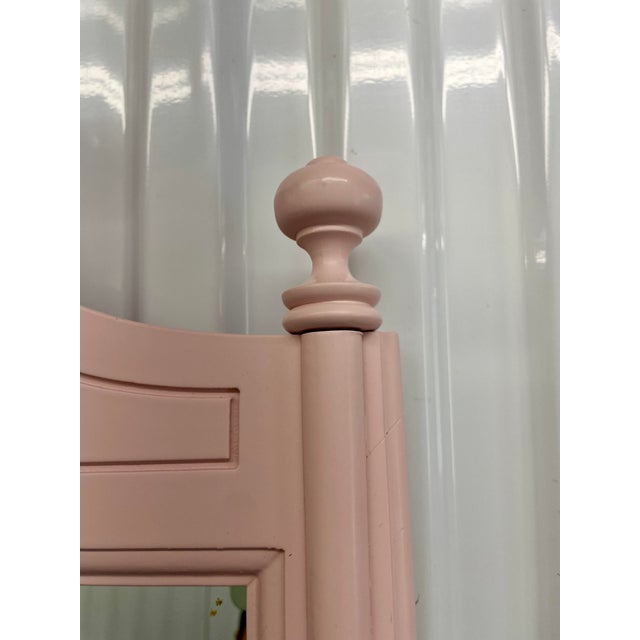 Henry Link Pagoda Mirror in Giorgia Pink Lacquer – Satin Finish, 41” H For Sale In Miami - Image 6 of 7
