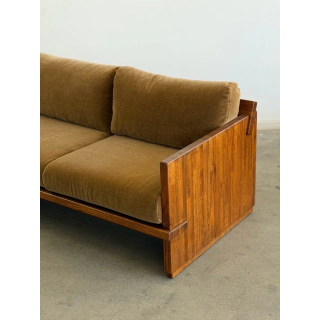 1970s Solid Oak Sling Loveseat in Mohair For Sale - Image 17 of 18
