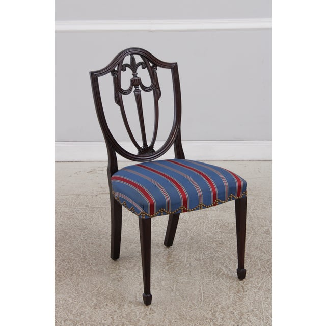 Kindel Furniture Pair of Kindel Grand Rapids Mahogany Shield Back Chairs For Sale - Image 4 of 18