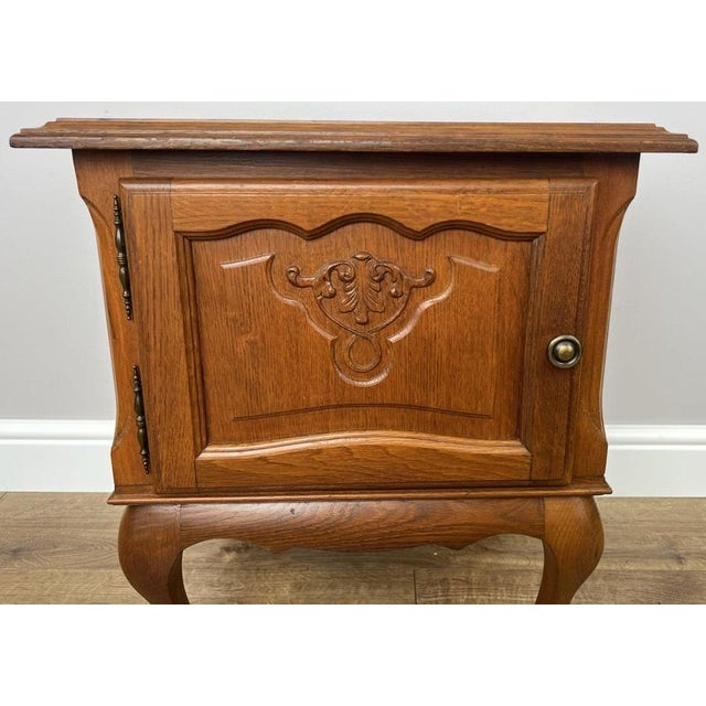 Wood Vintage French Louis Style Oak Bedside Tables, Set of 2 For Sale - Image 7 of 12