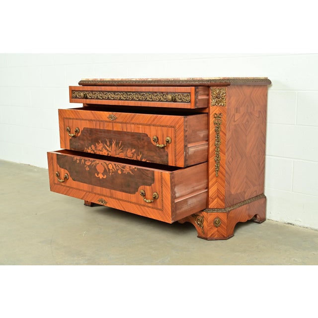 Paul Sormani Style French Regency Louis XVI Kingwood Inlaid Marquetry Marble Top Commode With Mounted Gilt Bronze Ormolu For Sale In South Bend - Image 6 of 18
