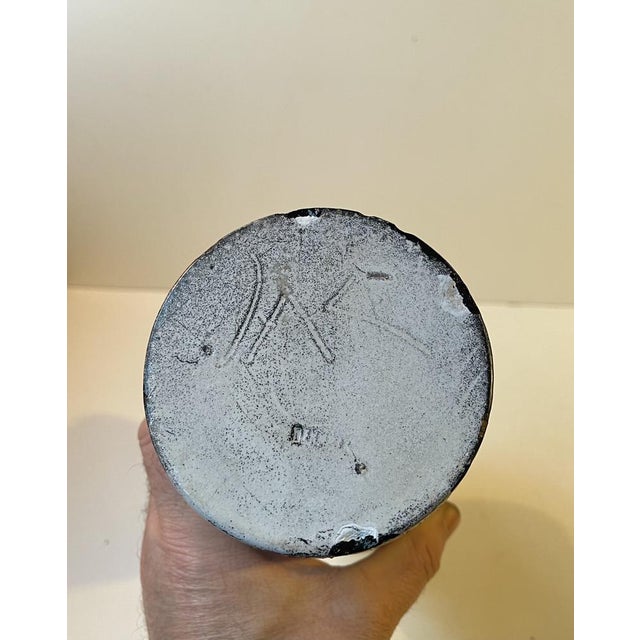 1930s Black and White Ash Glazes Cylindrical Vase by Svend Hammershøi for Herman A. Kähler, 1930s For Sale - Image 5 of 7