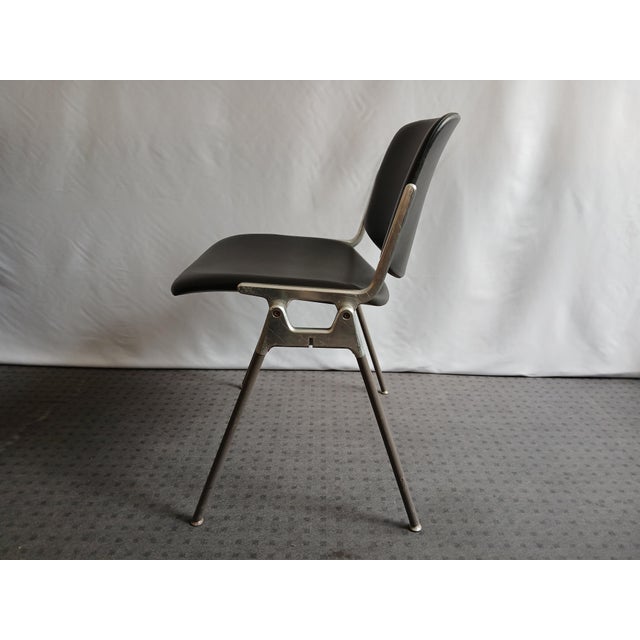 DSC 106 Chair by Giancarlo Piretti for Castelli, 1960s, Set of 4 For Sale - Image 16 of 18