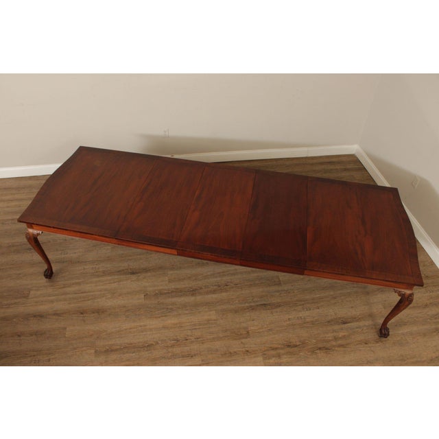 Irish Georgian Style Expandable Mahogany Dining Table For Sale - Image 4 of 12