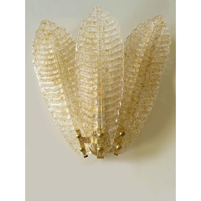 Luxury Venetian Set of Two Wall Sconces in Amber "Graniglia" Leaves Murano Glass For Sale - Image 4 of 5