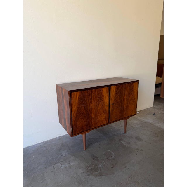 Brown Poul Hundevad Rosewood Sideboard - Danish Mid Century Modern Cabinet 1960s For Sale - Image 8 of 10
