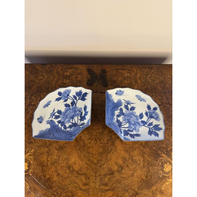 Antique Japanese Blue and White Fan Shaped Imari Dishes, 1900, Set of 2 For Sale - Image 4 of 7