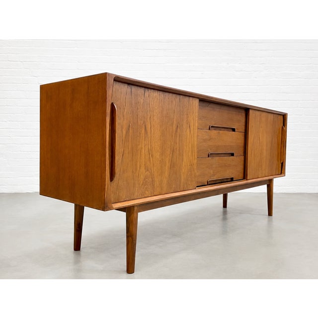 Classic + Long Mid Century Modern Styled Danish Credenza | Teak Media Stand | Handmade Sideboard For Sale - Image 4 of 14