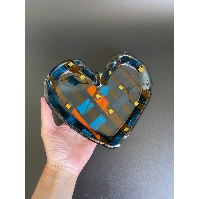 2000 - 2009 Artisan Glass Tray in the Shape of Heart by Joy Mc For Sale - Image 5 of 9