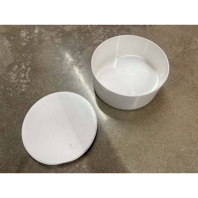 1970s Massimo Vignelli for Heller Covered Casserole Dish in White Melamine - Modernist Design For Sale - Image 9 of 9