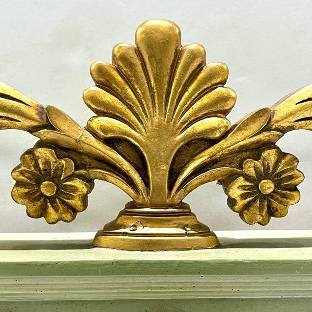 1970s Vintage Provincial French Parcel-Gilt Trumeau Mirror in Green & Gold Deco For Sale - Image 4 of 12
