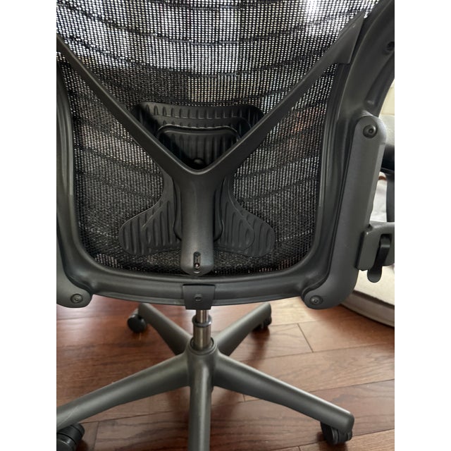 Industrial Herman Miller Aeron Size C Ergonomic Office Chair - Adjustable, Black Mesh For Sale - Image 3 of 5